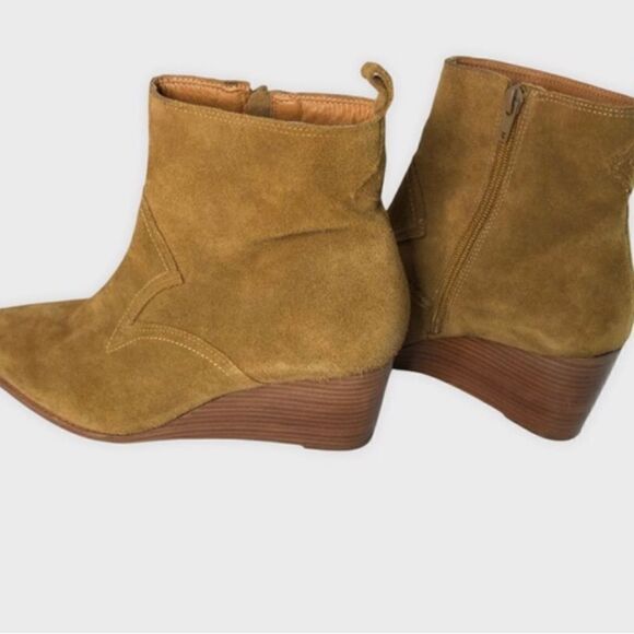 Matisse Essentials Suede Wedge Boots Size 9 1/2 In Fawn - Picture 11 of 11